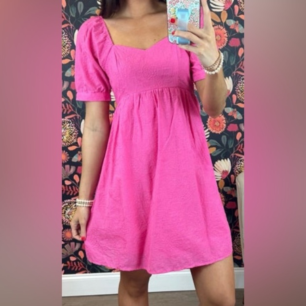 Short puff sleeve babydoll dress NWT